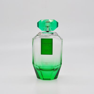 Wholesale beautiful design high quality glass fancy luxury perfume bottle 