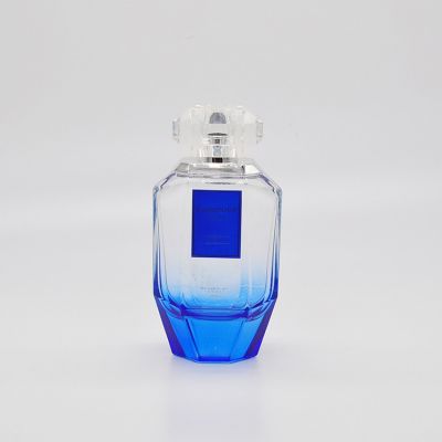 2020 new design Beautiful high quality crystal glass perfume bottle 