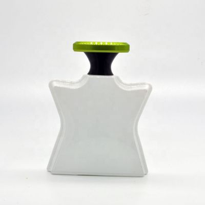 100ml Shaped Wholesale High Fashion Factory Directly Glass Spray Pump Perfume Bottle With Cap 