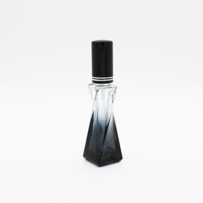 high quality fancy silver screw pump refillable black empty 20ml perfume glass bottle