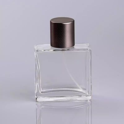 China Manufacturers Vintage Clear 50ml Square Empty Mist Spray Glass Perfume Bottle 