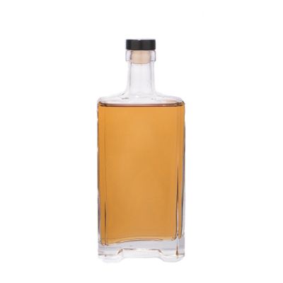 Flat shape eight sides high-end 500ml vodka bottle 