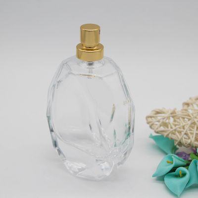2019 New Design Prismatic Square Shape 100ml Glass Perfume Bottle For With Sprayer