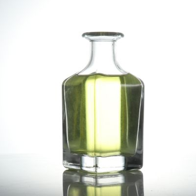 150ML Bayonet Retangular Upscale Aroma Diffuser Bottle Transparent Fragrance Glass Bottle Rattan Aromatherapy Volatile Bottle