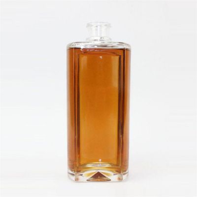 Factory outlet Transparent spirit glass bottles 530ml glass spirit bottle 