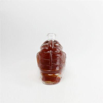 Special design empty glass bottles 620ml glass wine bottles 