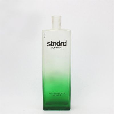 Gradient color glass bottle for Whisky Vodka with corks 