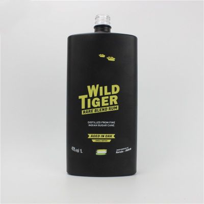 Best Quality Flat Black opaque and Large capacity wine bottle 
