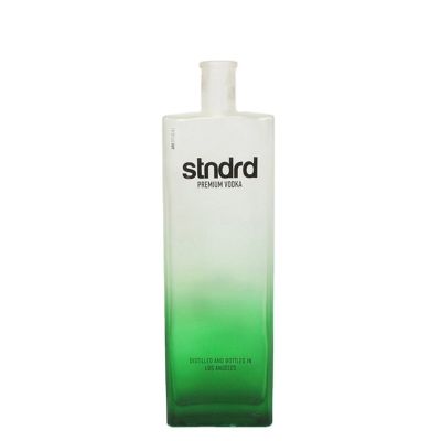 Hotsale Clear 750ml Glass Bottle for Spirit / Vodka/Whisky 