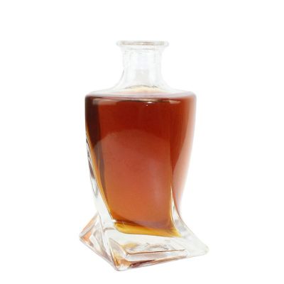 750ml Glass Liquor Alcohol Spirit Whiskey Bottle Vodka Bottle 