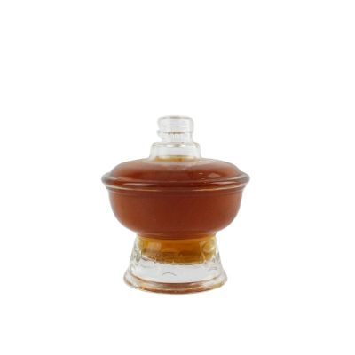 Different unique shape 500ml Custom Empty Packing Glass Vodka Bottle 