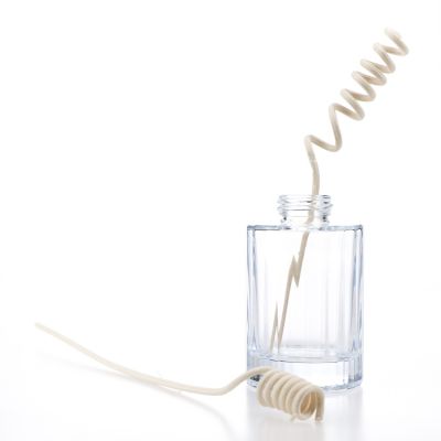 Crysyal Aromatherapy Bottle Glass 100ml Aroma Diffuser Bottle With Rattan Sticks 