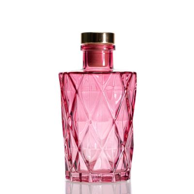 Wholesale Aroma Oil Bottles Embossed 180ml Empty Reed Diffuser Bottle With Cork