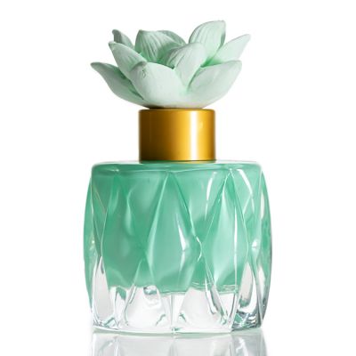 Wholesale Rhombus Aromatherapy Bottle Glass 80ml Green Aroma Diffuser Bottle 