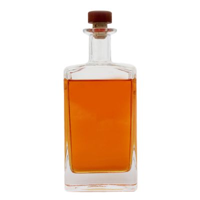 Custom high quality wholesale factory supply 500ml glass bottles for whisky liquor 700ml