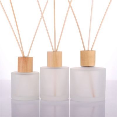 Wholesale frosted empty round reed diffuser glass bottle for fragrance 200ml