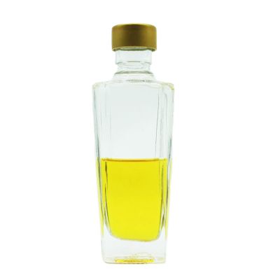2021 wholesale customized good quality screw cap mini wine bottle 100ml super flint glass bottle