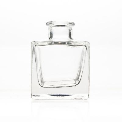 Hot sale empty 50ml flat square fragrance diffuser bottle glass aromatherapy bottle with cork