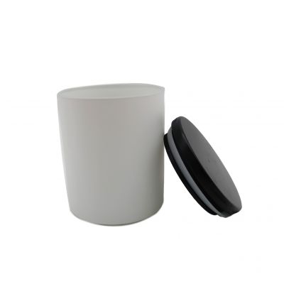 Wholesale cheap Black White Luxury Glass Candle jars/cup/container/holder in bulk