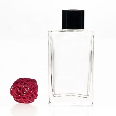 Factory Price 60ml Square Reed Diffuser Glass Bottles 2oz Water Bottle Diffuser with Screw Neck