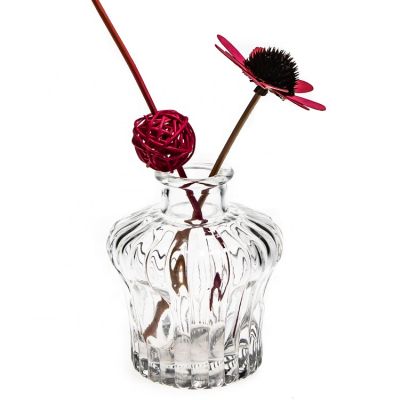Manufacturer 250 ml lantern shaped engraving glass reed diffuser bottle