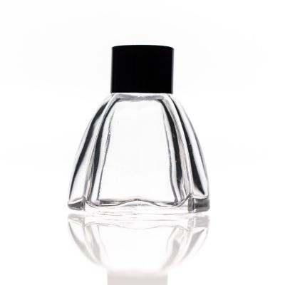 Bottle Supplier 50ml 1.7oz Flower Shaped Small Empty Perfume Aroma oil Reed Diffuser Glass Bottle