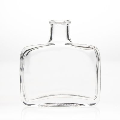 Flat Square Liquor Wine Packaging Glass Spirit Bottles 200 ml luxury reed diffuser bottle with Wooden Cork