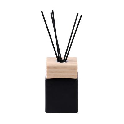 Wooden cap 200ml decorative black square glass reeds diffuser bottle wholesale