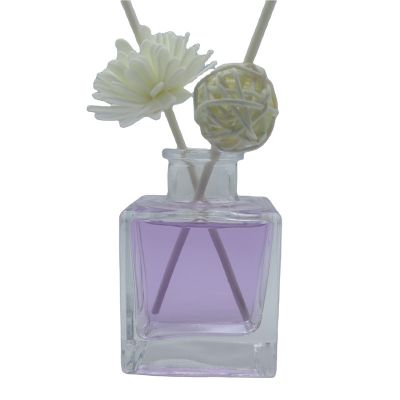 Customise 80 Ml Decorative Square Reed Diffuser Glass Bottle China Supplier Personal Use