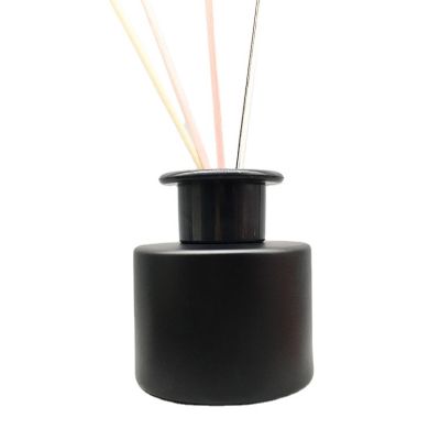 50ml 100ml 200ml Empty Refillable matt black Glass Diffuser Bottles round Fragrance Jar Essential Oil Reed Diffuser Sticks Sets