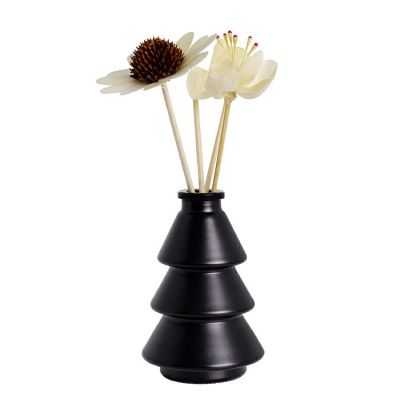 OEM China Manufacturer 85ml Empty Private Lable Thick Bottom Custom Fiber Stick Air Freshener Luxury Black Glass Reed Diffuser