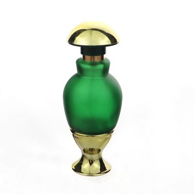 Arabic Luxury Custom 45ML Green Frost Unique Perfume Glass Bottle With Gold Lid Bottom