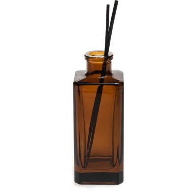 Fast Delivery 130ml Brown Colored Square Diffuser Bottle Spray Glass Bottles For Home Decoration