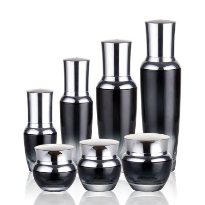 Chinese Manufacturer Factory Price High Quality Luxury Glass Essential Oil Bottles 2021