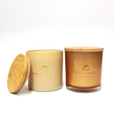 2022 high quality 10oz 12oz 14oz 16oz 18oz 20oz hot selling amber matte white glass candle jar with wood lid