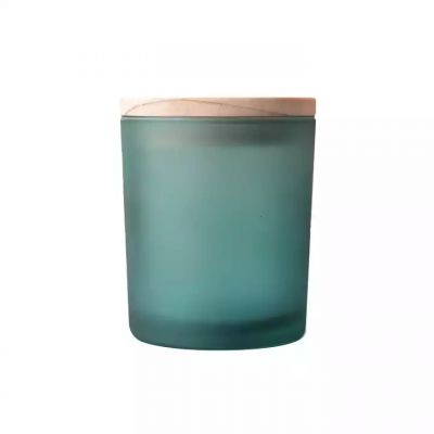 7oz 10oz empty frosted green glass candle jars with wooden lids luxury glass candle vessels for scented candle making