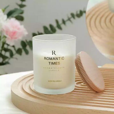 Luxury empty frosted small candle jar container candle jar glass lid Christmas gift