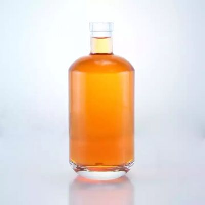 Factory Round 750ml Glass Bottle For Vodka Thick Bottom Designed Vodka Bottles For Wholesale