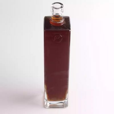 China factory american standard embossed vodka glass bottle with cork