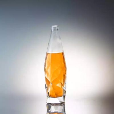 Factory Direct sales transparent high quality super flint glass surface unique design 500ml 700ml vodka glass wine bottle