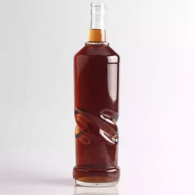 Custom Logo Ropp Finish 750ml Glass Bottles For Whiskey Creative Clear Round 75cl Whisky Bottle