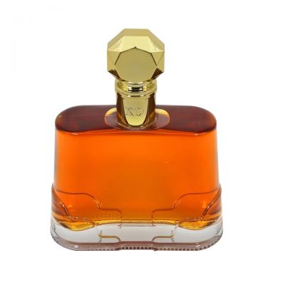 700 ml liquor empty brandy vodka glass bottle with cork