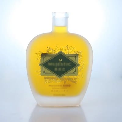 Wholesale Customized shape 500ml frosted Empty Gin Vodka Whiskey Liquor Glass Bottles