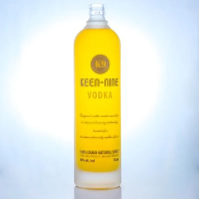 high-capacity transparent 700ml 750ml sand blast frost bottles with personalized logo