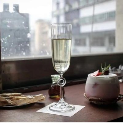 Customised Wedding Decor Special Stem Crystal Wine Champagne Glasses Set