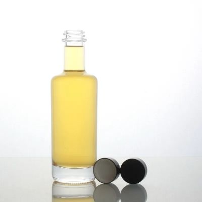 Round shape 200ml clear extra flint liquor spirit whisky tequila vodka screw CPI finish liquor glass bottle