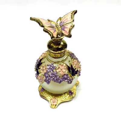 Middle East Dubai Essence Perfume Bottle 15ml 30ml Metal Butterfly Zinc Alloy Round Bottle Custom Vintage Perfume lid