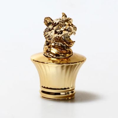 2023 new design China factory perfume glass Bottle with Zinc animal perfume zamac lion cap for perfume liquid