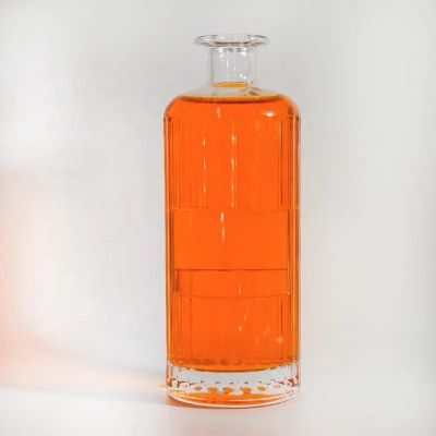 High Quality Clear White 750ml Glass Bottle With Strip For Vodka Gin Whiskey