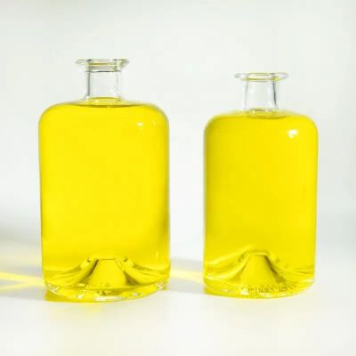 Wholesale Bottles For Vodka Gin Empty Bottle 500ml 700ml 750ml 1000ml Round Liquor Fancy Vodka Glass Bottle